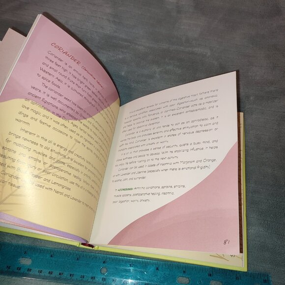 Deluxe Book Aromatherapy 101 Karen Downes Hardcover Colorful Essential Oils - Picture 10 of 12